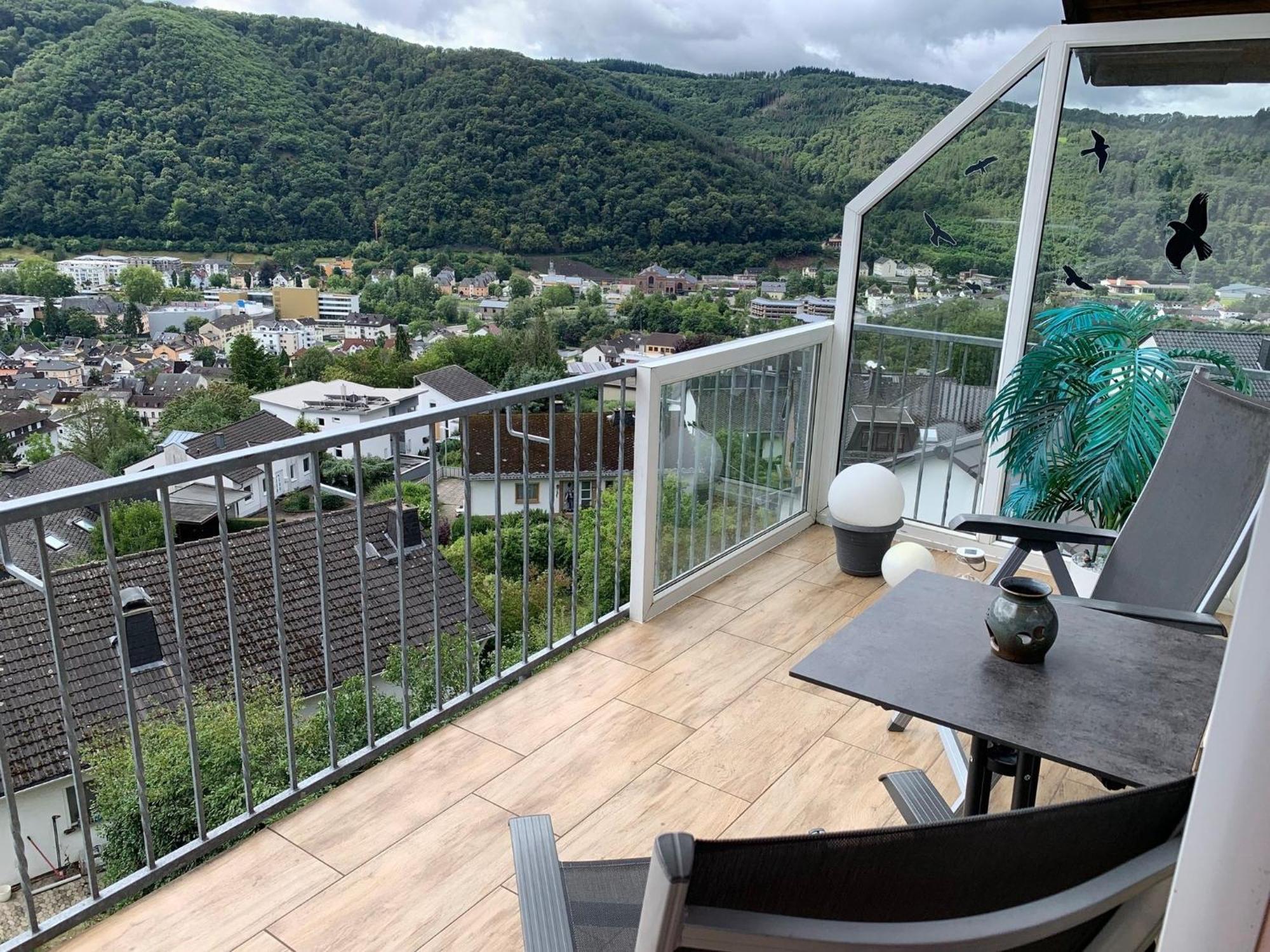 Apartamento Haus Lahntalblick Bad Ems Exterior foto